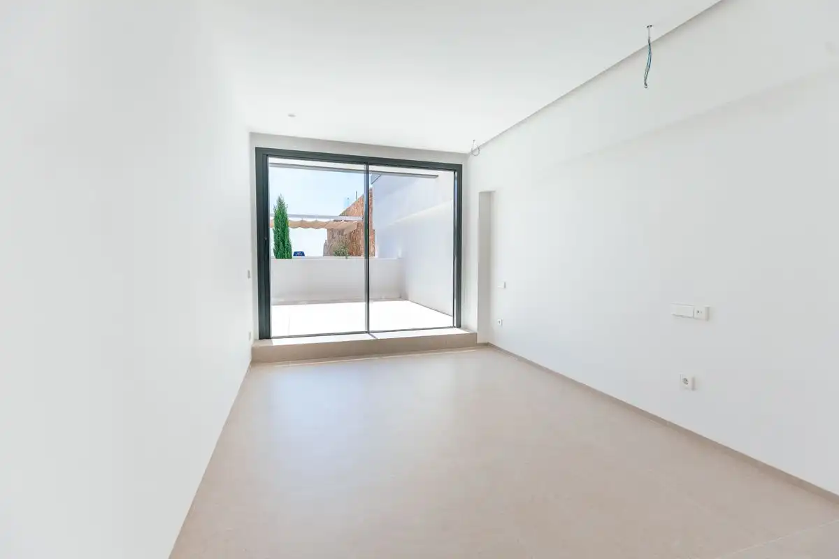 Casa aparellada amb terrassa en venda a Carrer de Ramon Muntaner, imagen 14
