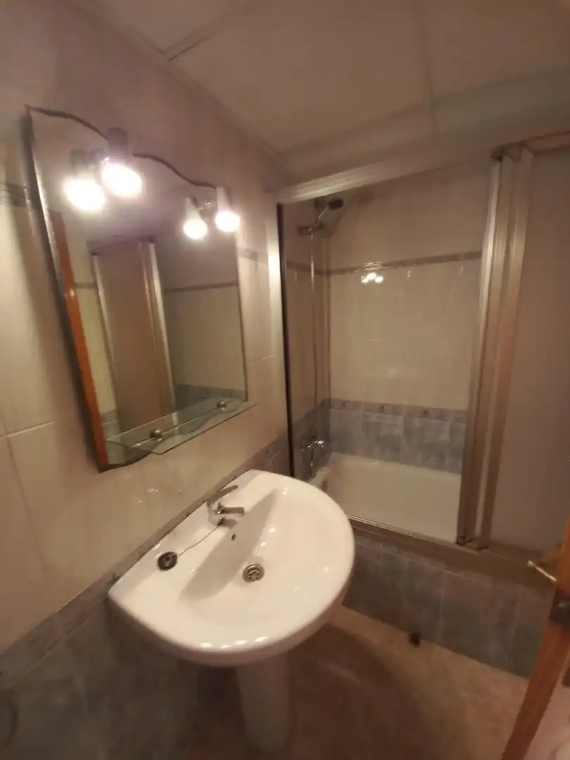 Baño de Casa adosada en venta en Águilas con Aire acondicionado, Calefacción y Trastero