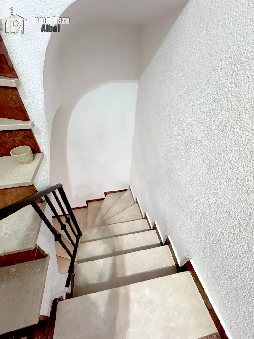 Maisonette zum Verkauf in Albal mit Klimaanlage und Terrasse