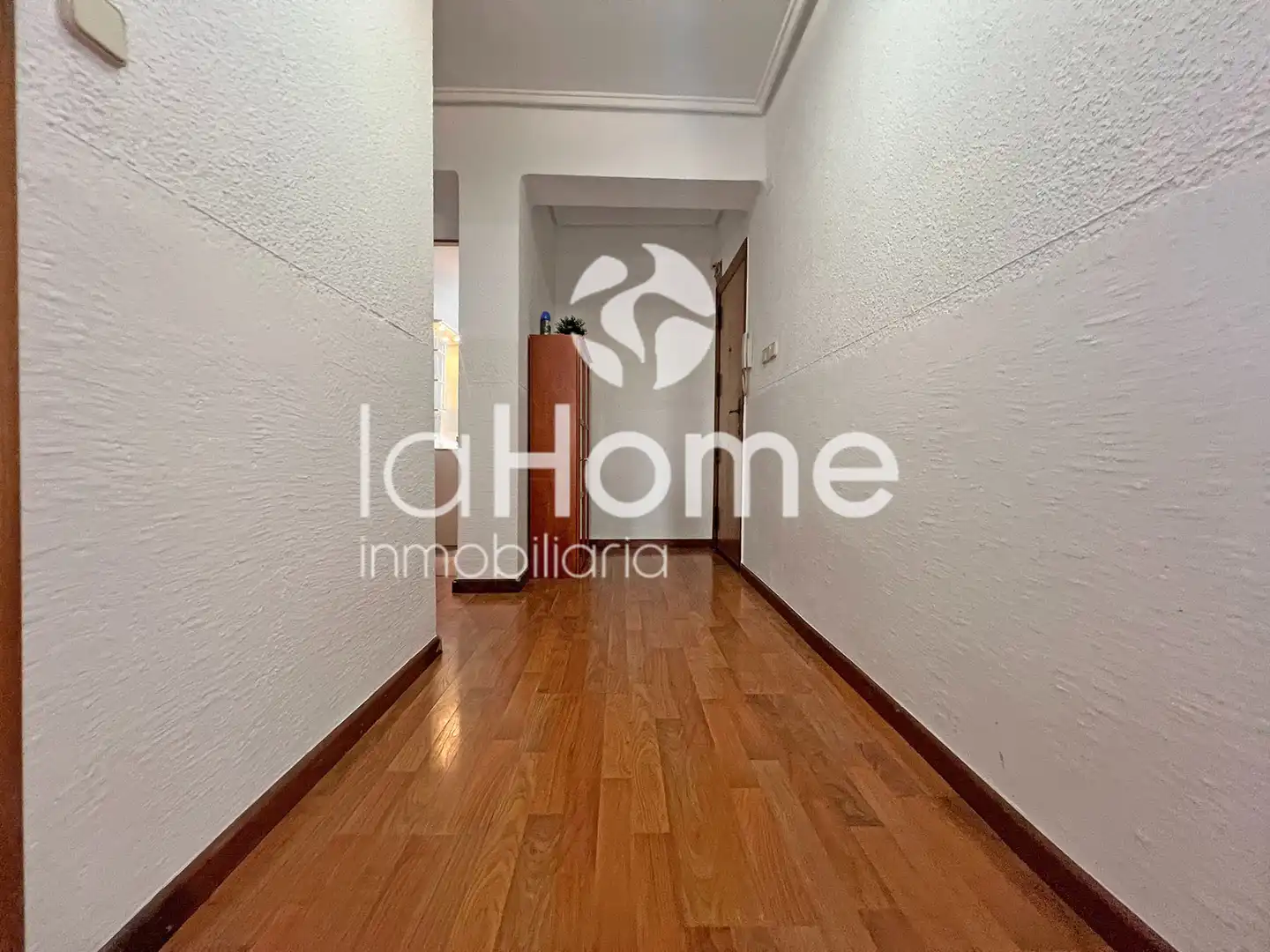 Flat for sale in Paterna  with Parquet flooring, Terrace and Storage room