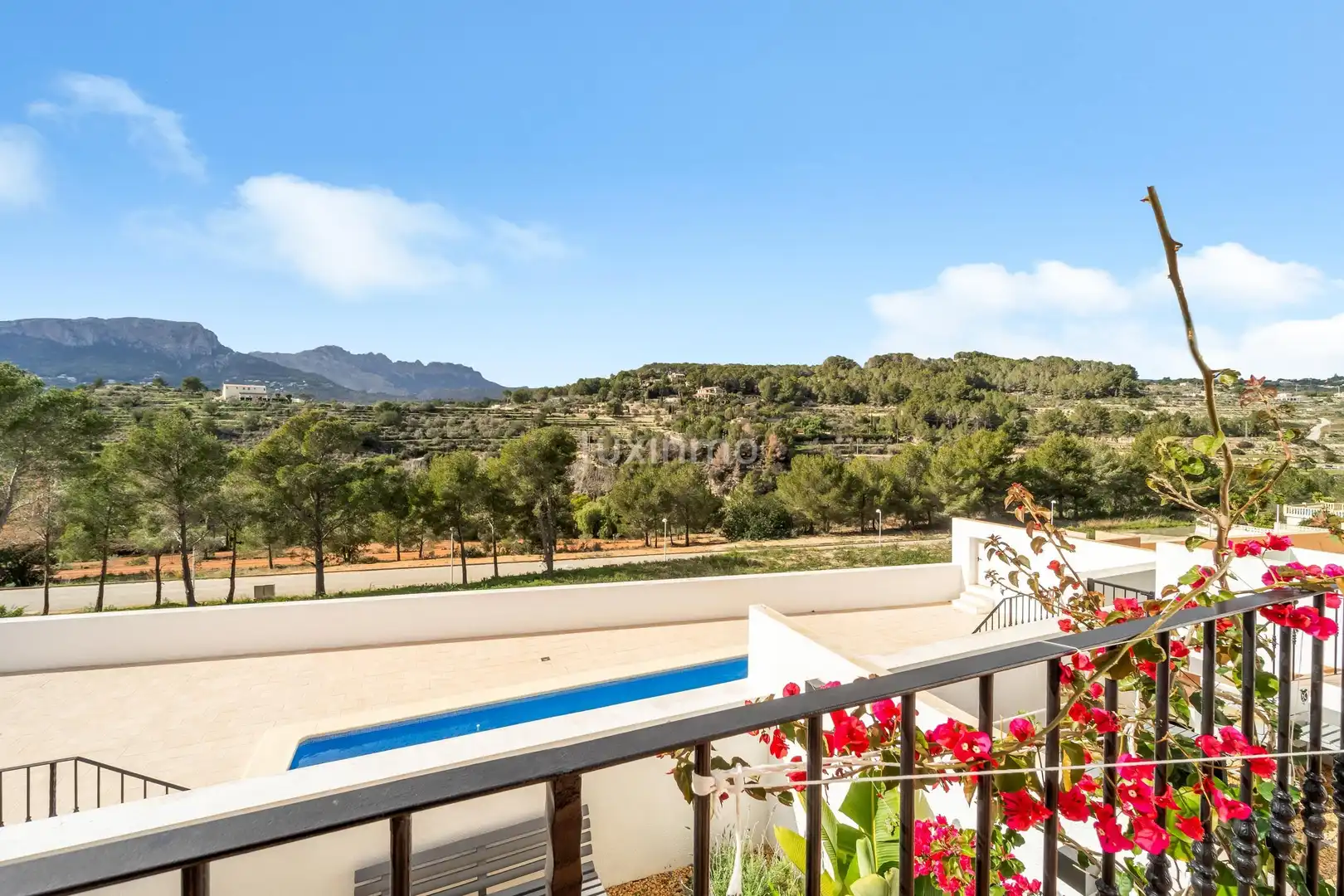 Jardí de Casa adosada en venda en Calpe / Calp amb Aire condicionat, Terrassa i Piscina comunitària