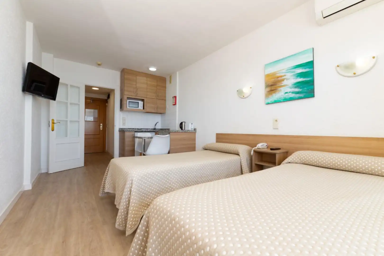 Bedroom of Study for sale in Fuengirola  with Air Conditioner, Heating and Terrace
