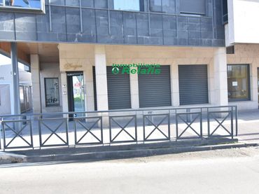Local comercial en venda a PORTUGAL 1