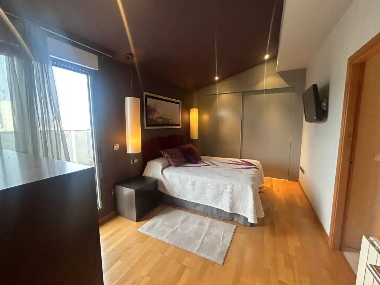 Schlafzimmer von Dachboden zum Verkauf in Castellón de la Plana / Castelló de la Plana mit Heizung, Terrasse und Abstellraum