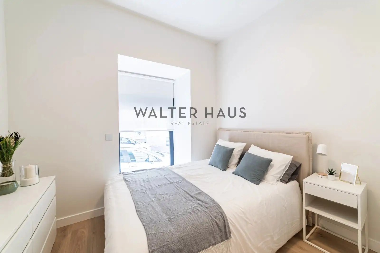 Bedroom of Flat for sale in Madrid  with Air Conditioner, Heating and Furnished