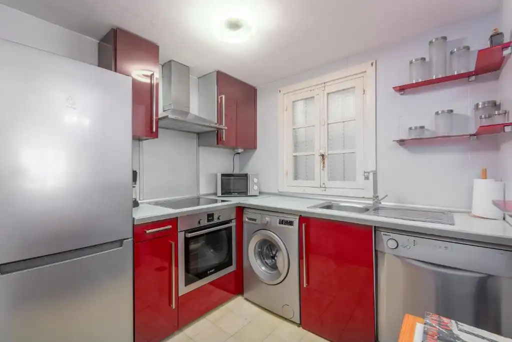 Apartamento con ascensor en venta en Puerto de la Duquesa, imagen 16