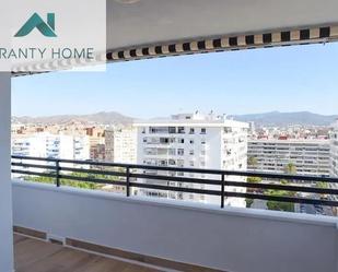 Vista exterior de Àtic de lloguer en Málaga Capital amb Aire condicionat, Terrassa i Balcó