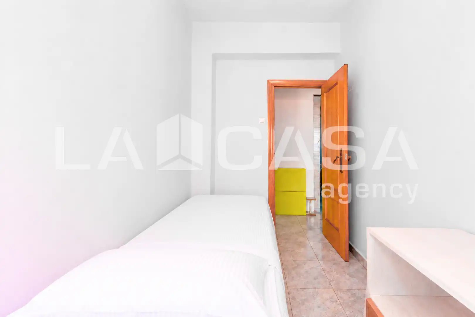 Schlafzimmer von Wohnung zum Verkauf in Valencia mit Möbliert