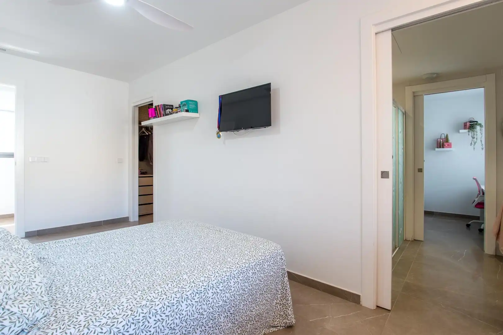 Habitación de Casa o chalet en venta en Murcia con Aire acondicionado, Calefacción y Jardín privado