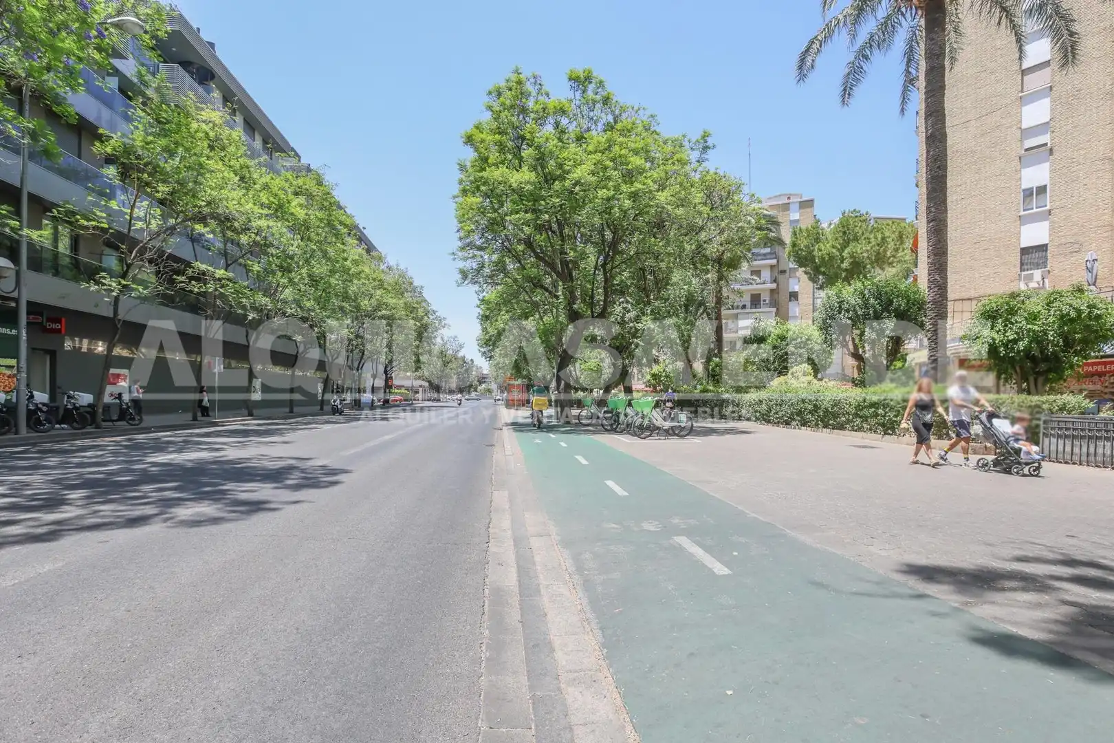 Vista exterior de Piso de alquiler en Sevilla con Aire acondicionado y Balcón