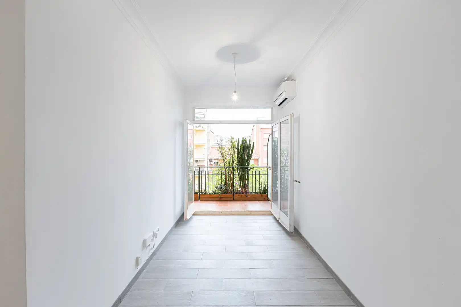 Piso en venta en Barcelona con Aire acondicionado, Calefacción y Terraza