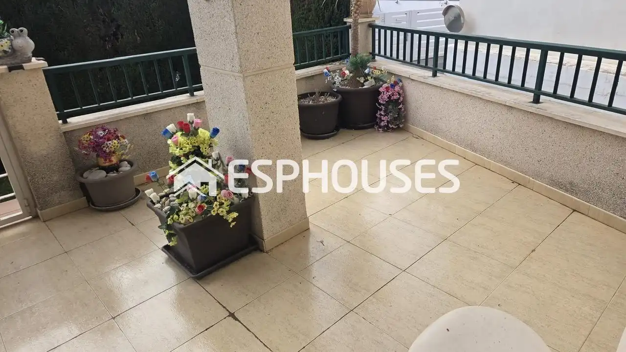 Terrasse von Erdgeschoss zum Verkauf in Altea mit Klimaanlage, Heizung und Terrasse