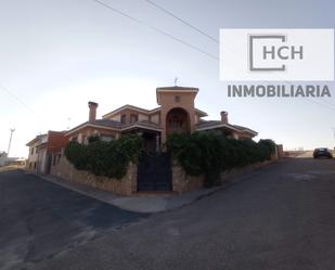 Exterior view of House or chalet for sale in La Puebla de Montalbán  with Terrace