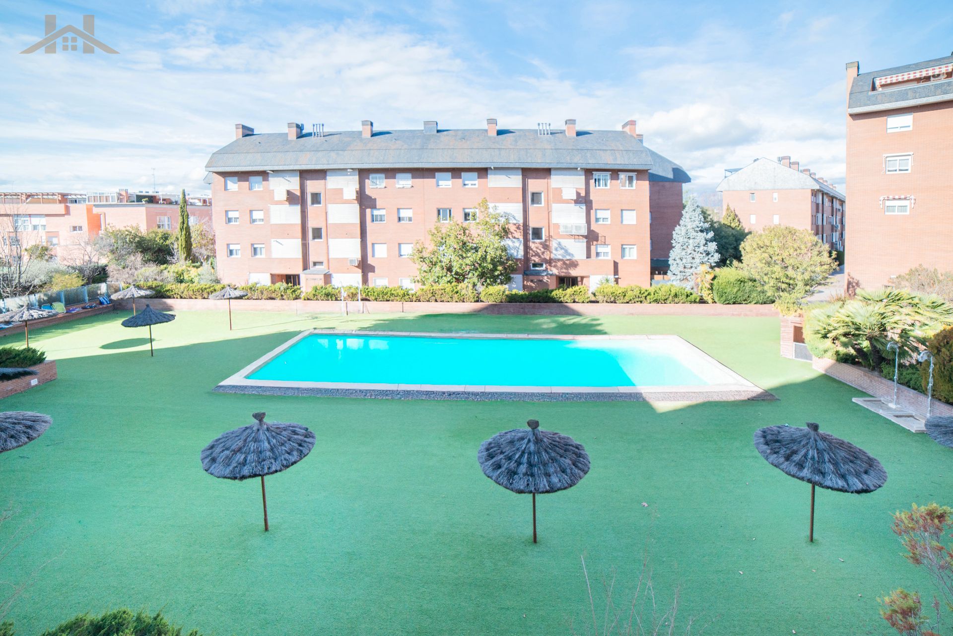 Swimming pool of Flat for sale in Las Rozas de Madrid