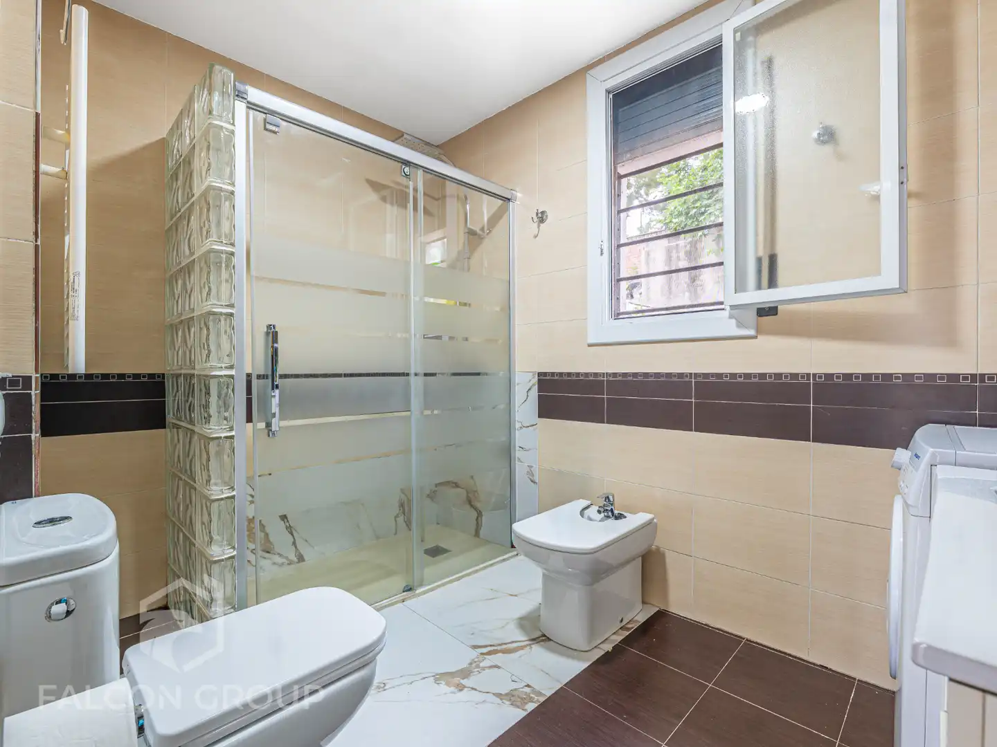 Baño de Casa o chalet en venta en Canyelles con Jardín privado, Terraza y Piscina