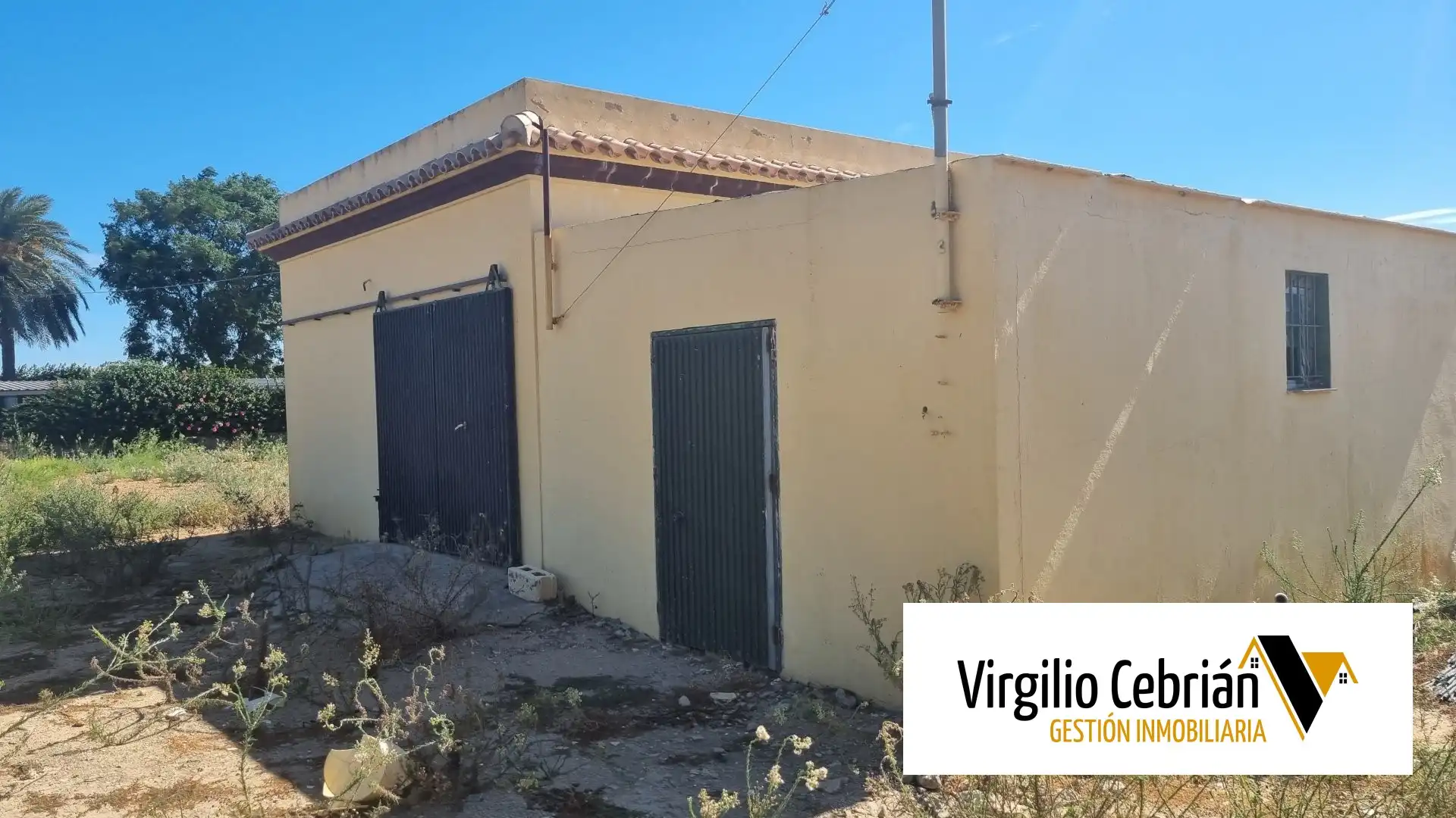 Exterior view of Country homes for sale in Chipiona  with Private garden