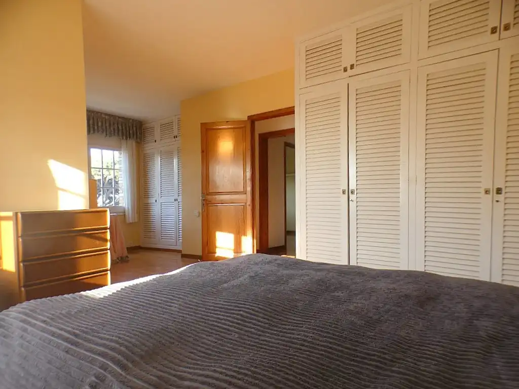 Habitación de Casa o chalet en venta en Premià de Dalt con Calefacción, Jardín privado y Parquet