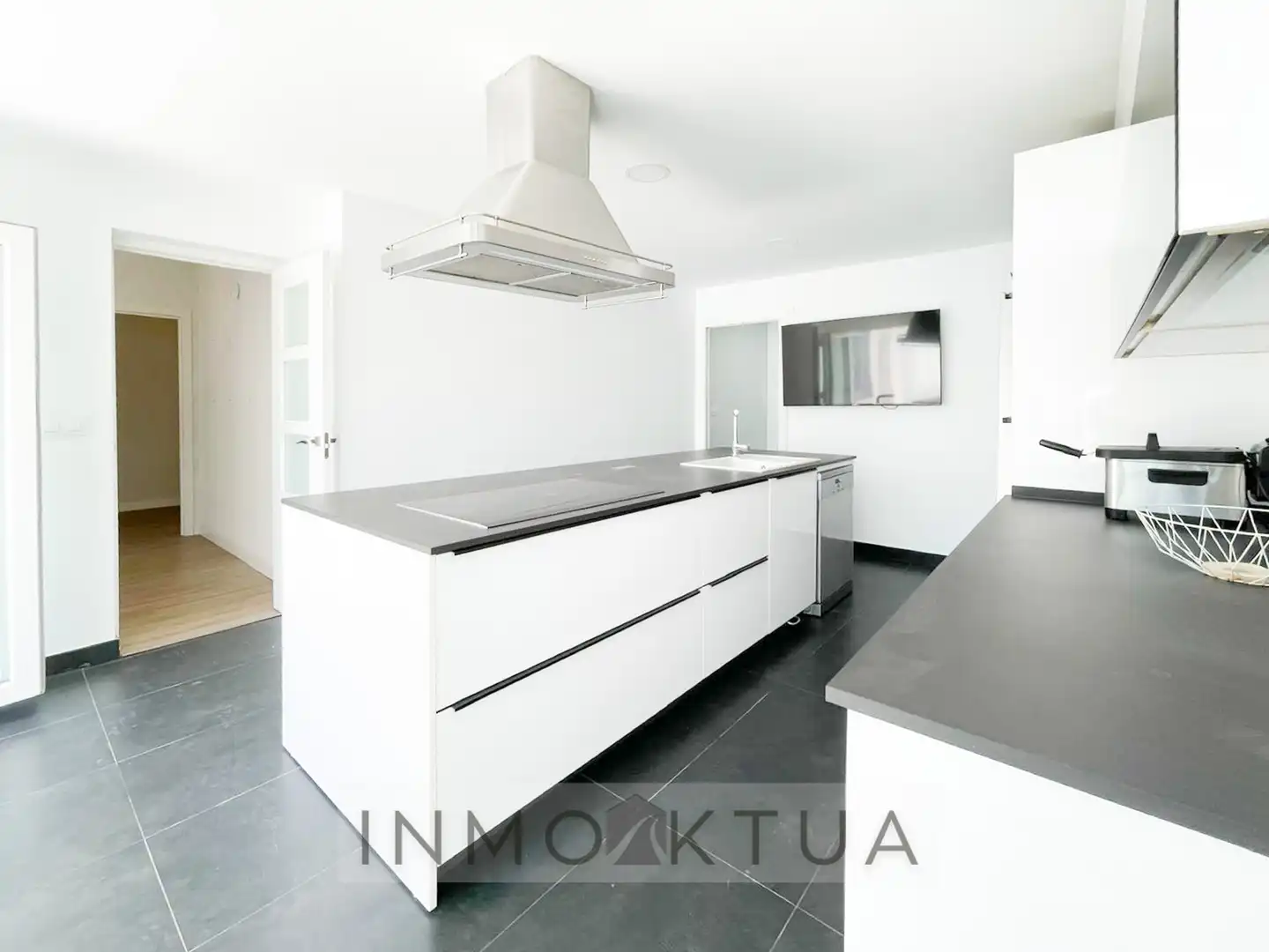 Kitchen of Detached homes for sale in Jerez de la Frontera  with Air Conditioner, Private garden and Terrace