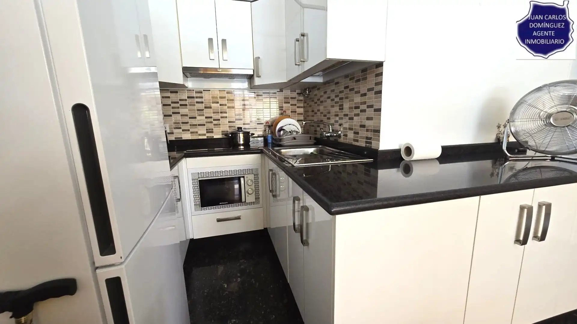 Cuina de Apartament de lloguer en San Bartolomé de Tirajana amb Aire condicionat, Terrassa i Moblat