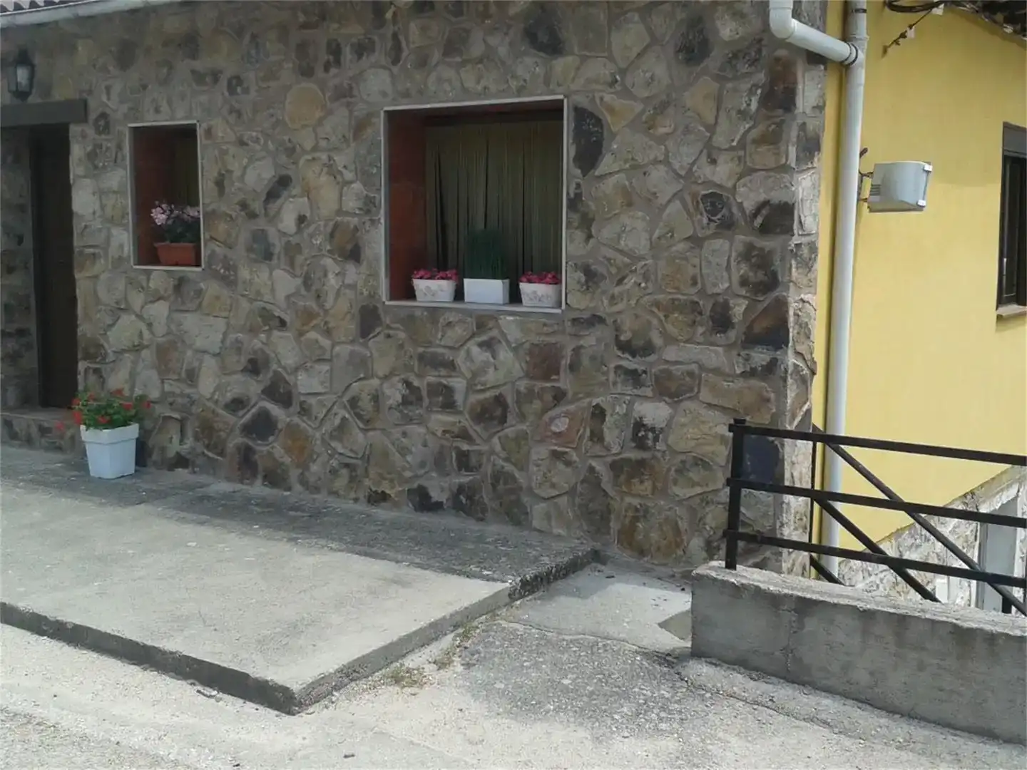 Exterior view of Flat for rent in San Leonardo de Yagüe  with Furnished