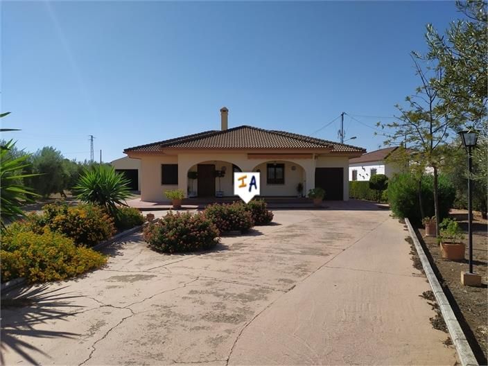 Exterior view of House or chalet for sale in Santaella  with Air Conditioner, Storage room and Swimming Pool