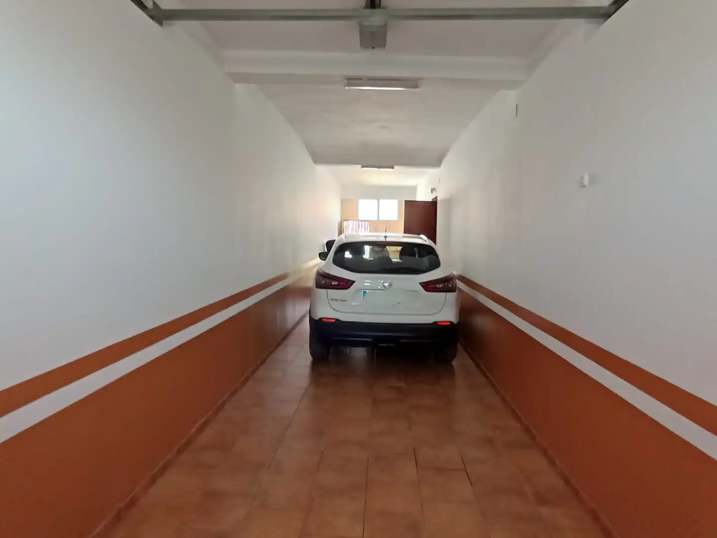 Aparcament de Casa o xalet en venda en Tomelloso amb Aire condicionat, Calefacció i Jardí privat