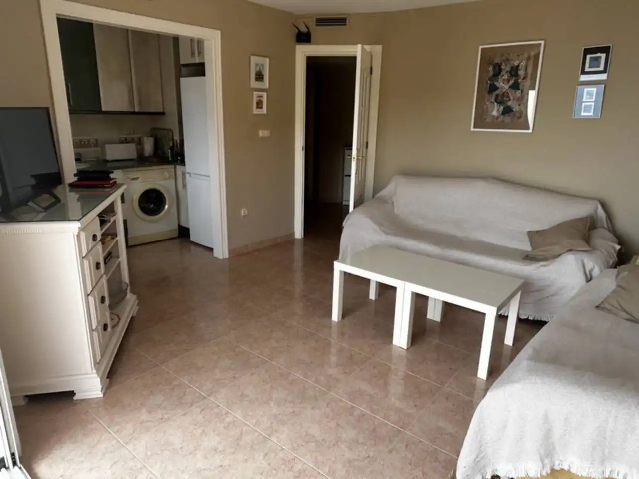 Dormitori de Apartament de lloguer en Almuñécar amb Terrassa i Piscina comunitària