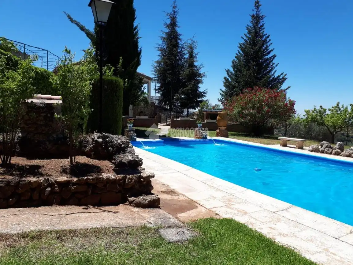 Piscina de Casa o chalet en venta en Nívar