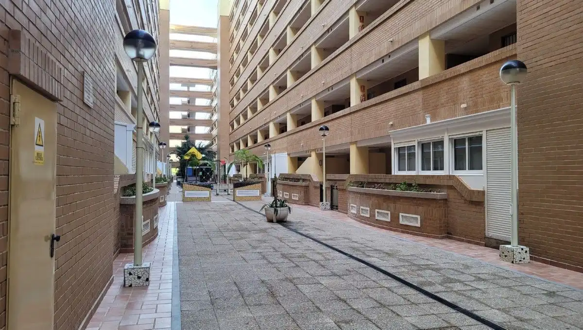 Vista exterior de Apartamento en venta en Oropesa del Mar / Orpesa con Aire acondicionado, Calefacción y Terraza