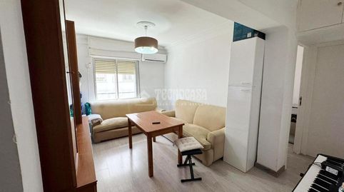 Foto 2 de Piso en venta en Pradolongo, Madrid Capital