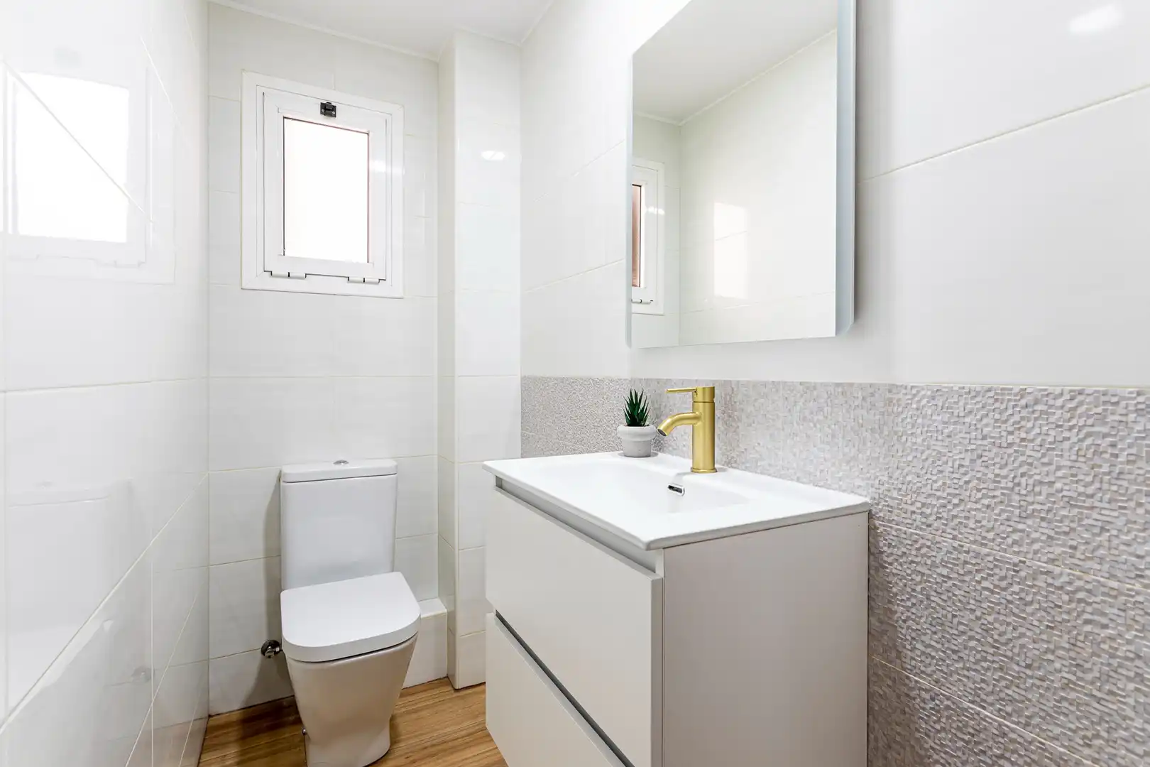 Piso con terraza en venta en Linares, imagen 27