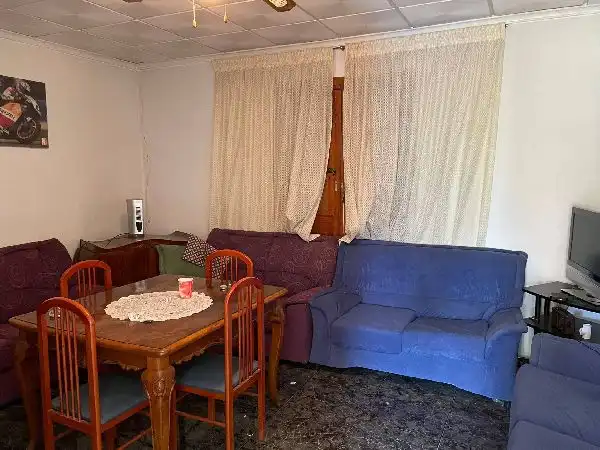 Casa aparellada en venda a Jacarilla
