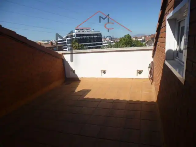 Terrassa de Casa adosada en venda en Sant Joan Despí amb Aire condicionat, Calefacció i Jardí privat