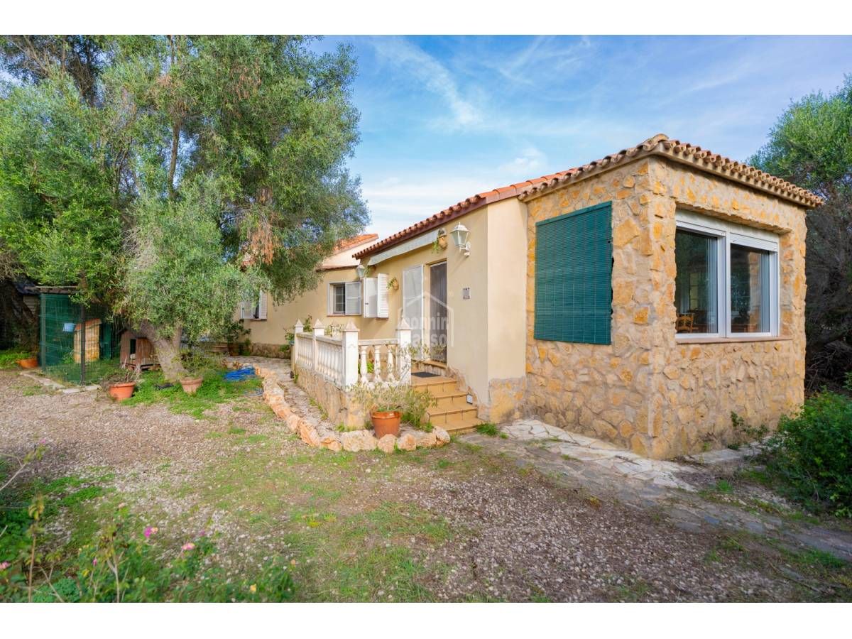 Vista exterior de Casa o xalet en venda en Maó - Mahón amb Jardí privat i Terrassa