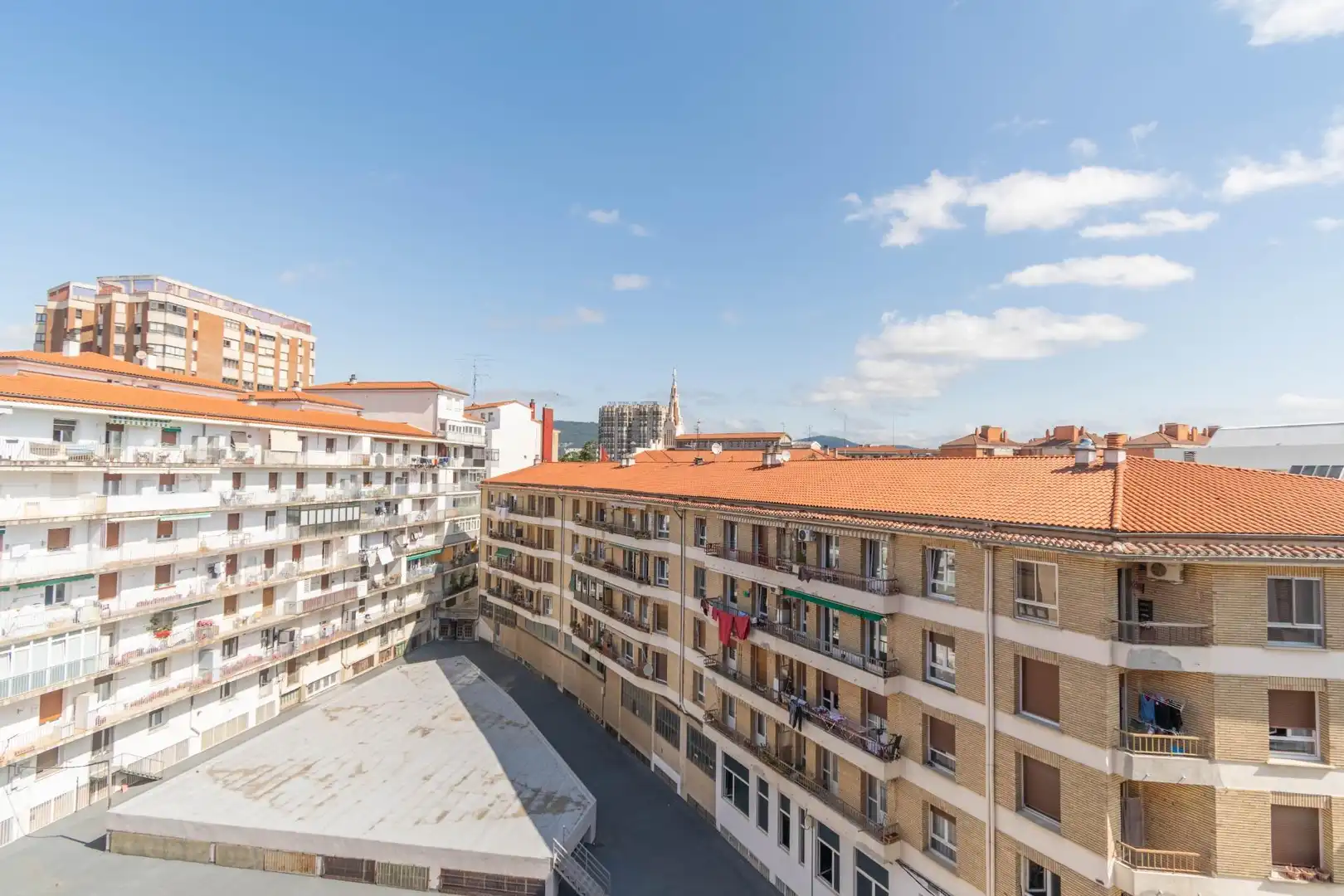 Exterior view of Attic for sale in  Pamplona / Iruña  with Heating, Terrace and Storage room