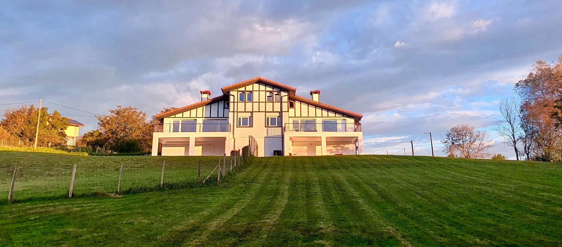 Exterior view of Single-family semi-detached for sale in Loiu  with Heating, Private garden and Terrace
