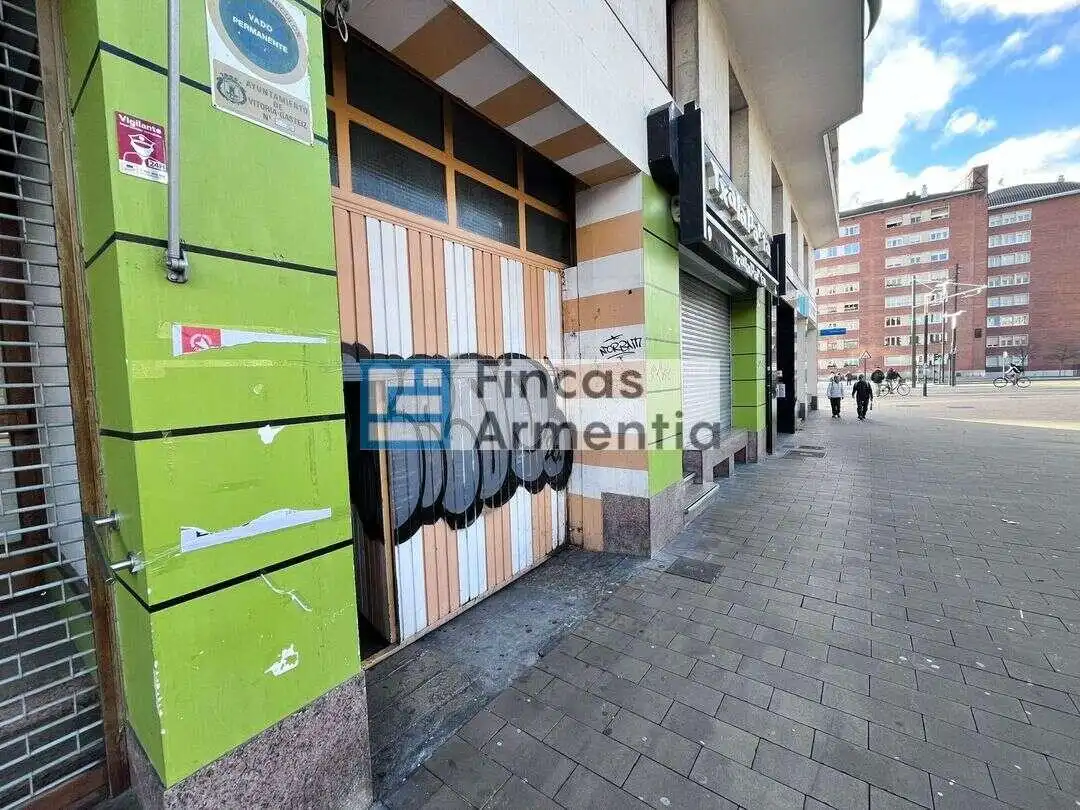 Aparcament en venda a AVENIDA GASTEIZ