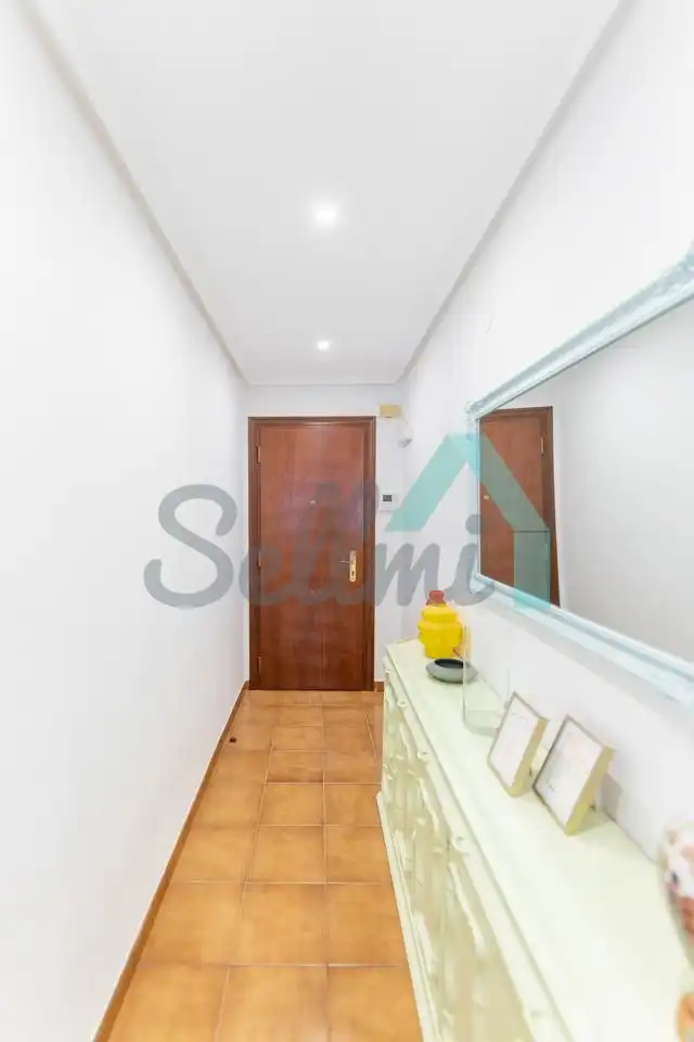 Piso de alquiler en Gijón  con Calefacción y Amueblado