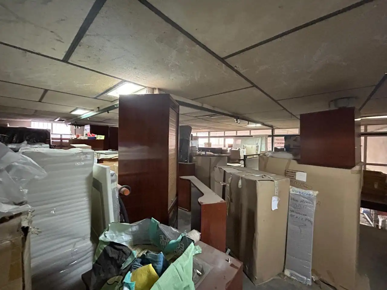 Nave industrial en venta en Dos Hermanas