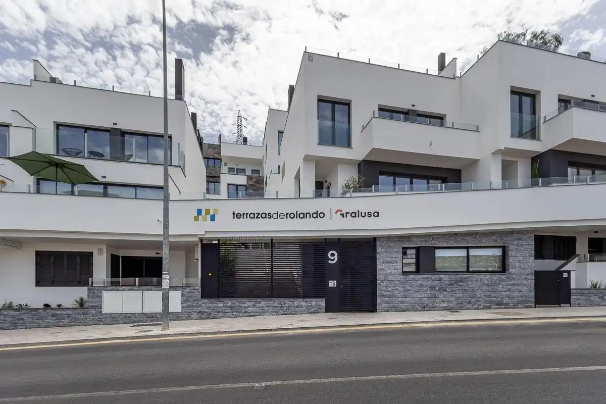 Vista exterior de Estudio en venta en Granada con Parquet