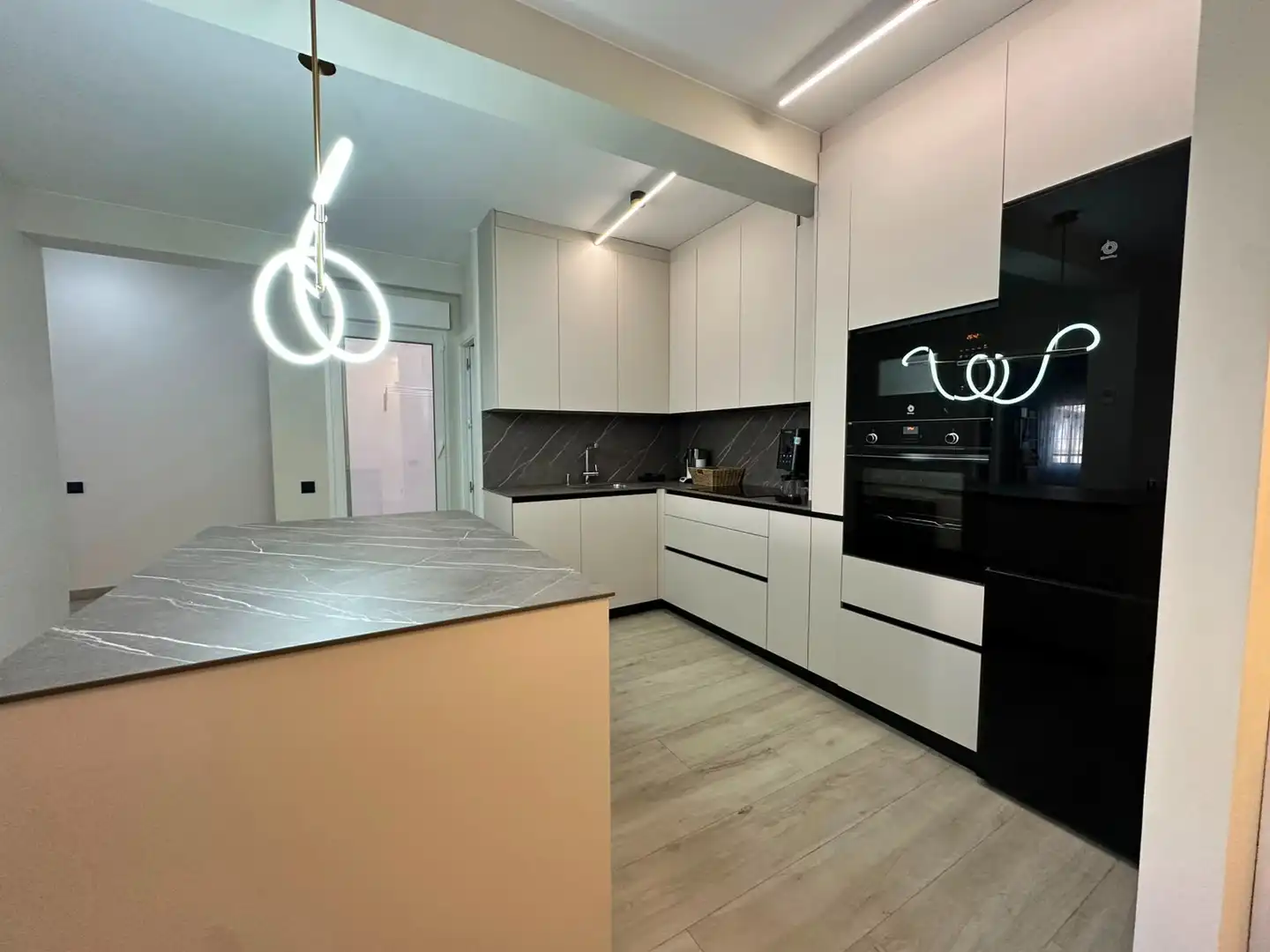 Cocina de Piso en venta en Vélez-Málaga con Aire acondicionado, Calefacción y Terraza