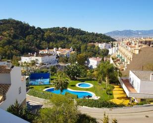 Exterior view of Single-family semi-detached for sale in Málaga Capital  with Air Conditioner, Heating and Terrace
