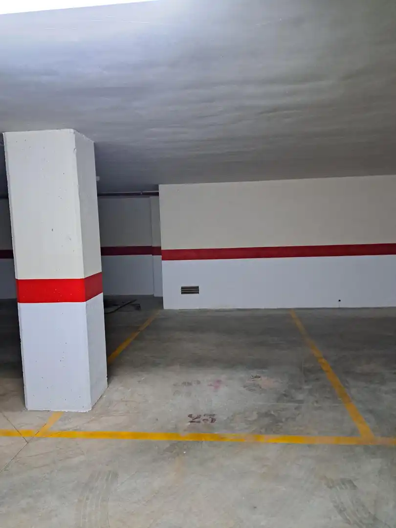 Einzelparkplatz zur Miete in Avenida Gran Via Comunitat Valenciana, imagen 2