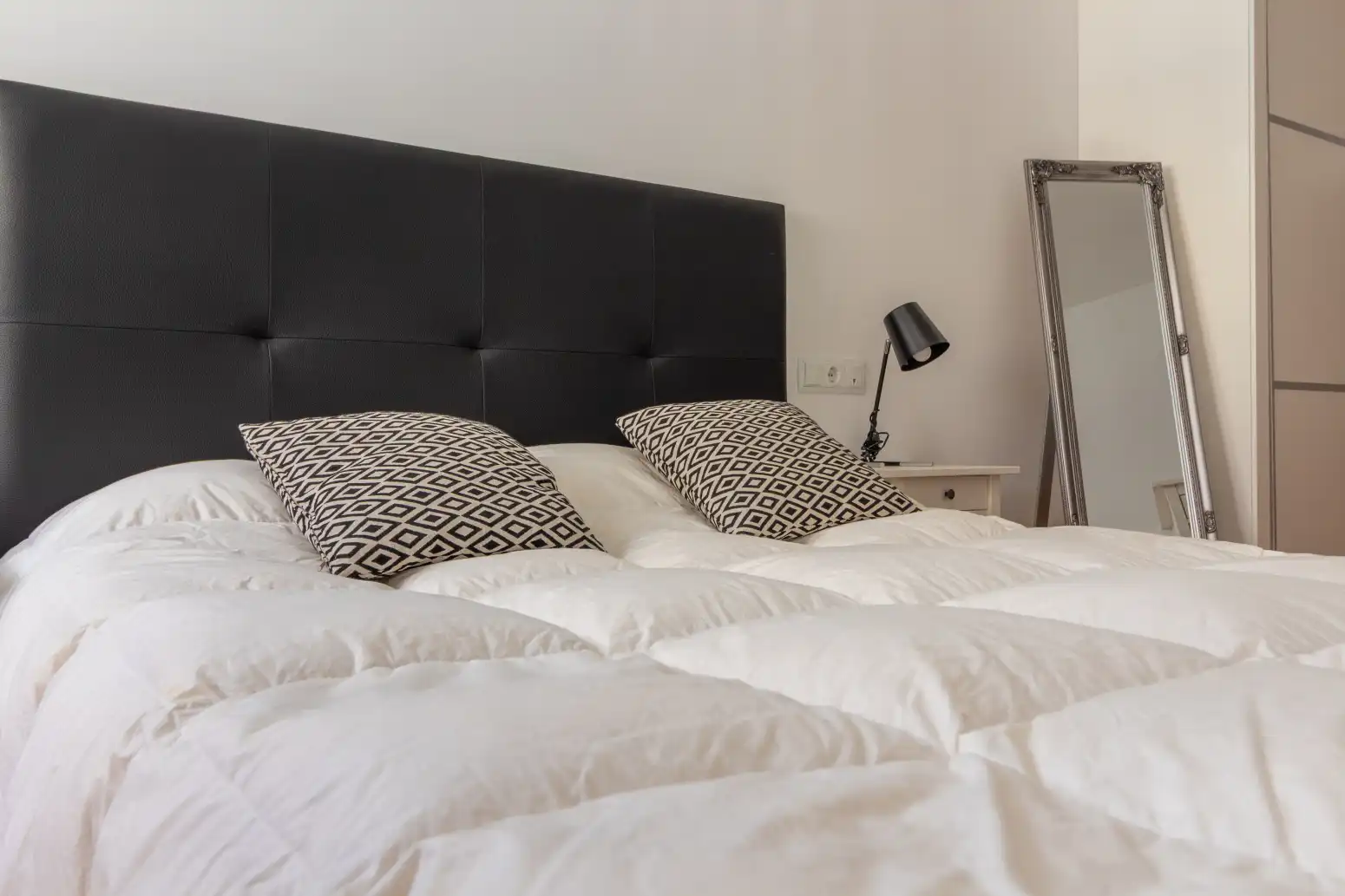 Schlafzimmer von Wohnung zur Miete in Sagunto / Sagunt mit Möbliert und Balkon