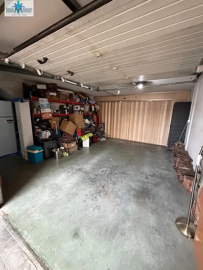 Casa adosada en venta en Albacete con Aire acondicionado, Calefacción y Trastero