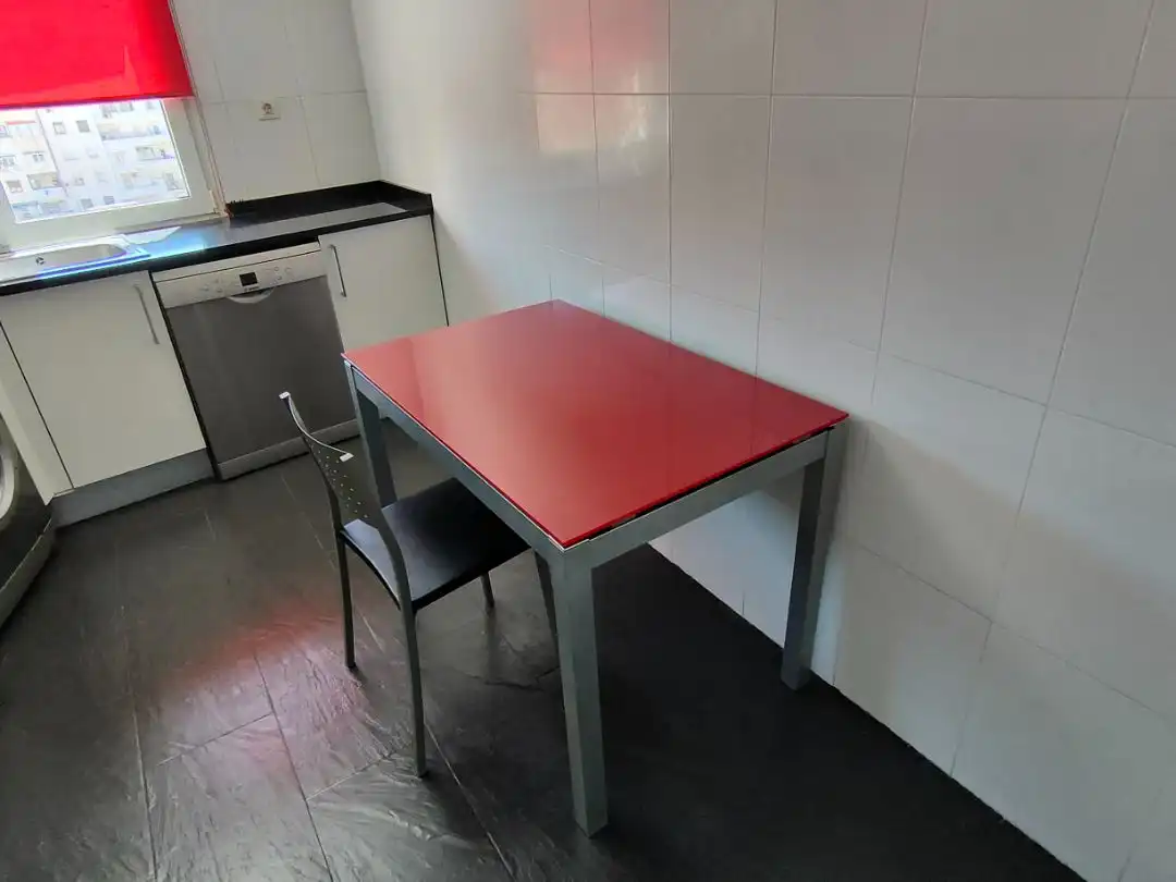 Kitchen of Flat for rent in  Zaragoza Capital  with Air Conditioner and Balcony