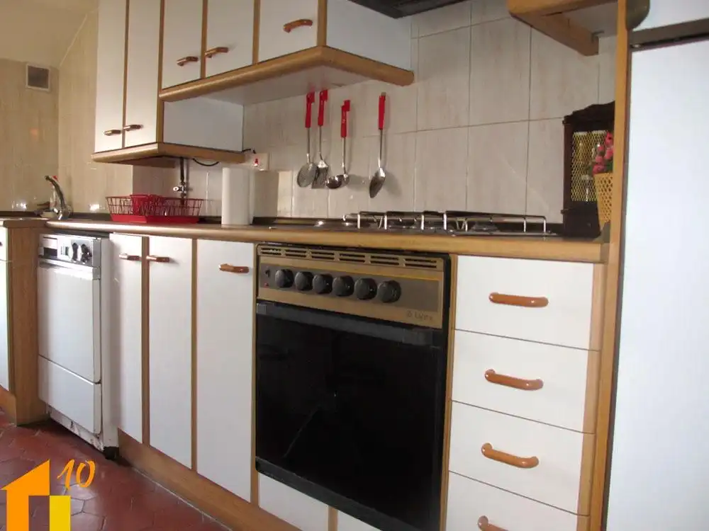 Cocina de Casa o chalet en venta en Burgos con Calefacción, Jardín privado y Trastero