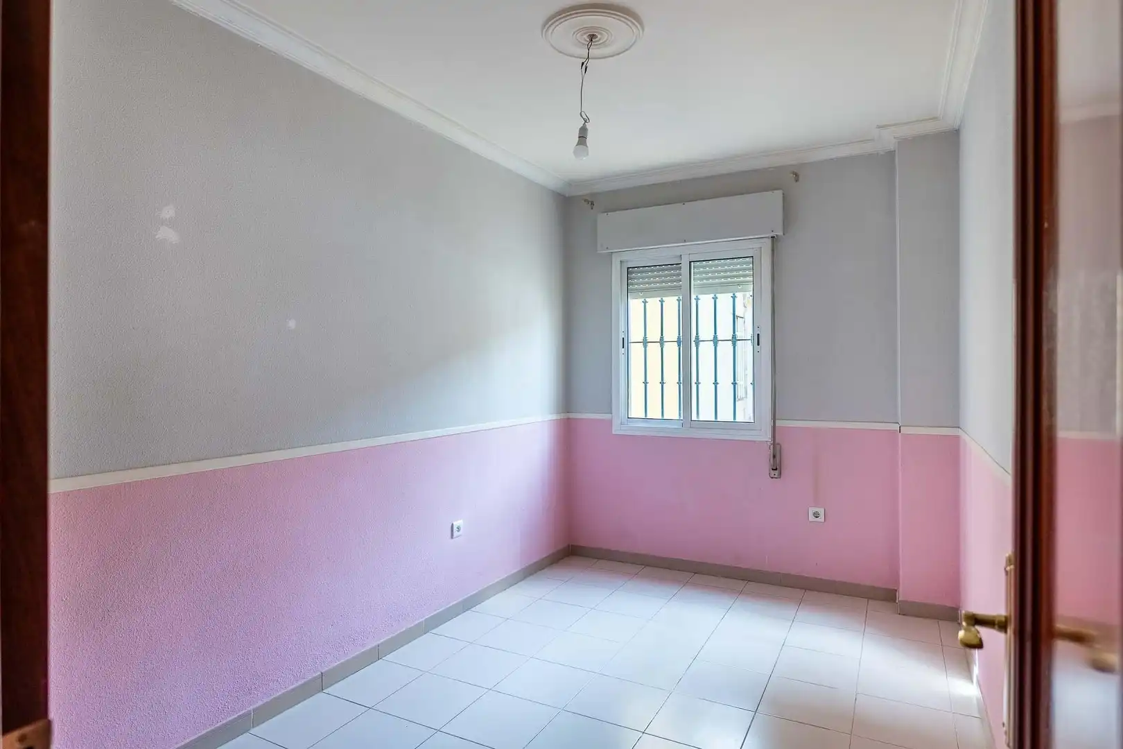 Habitación de Piso en venta en Camas con Balcón