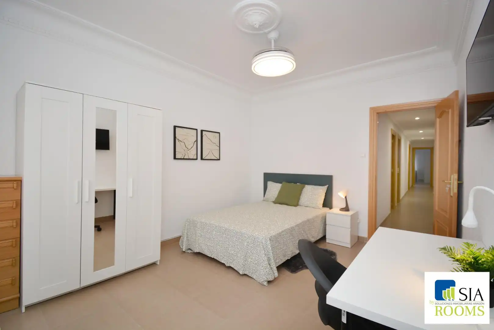 Room in Calle LATASSA, FELIX, 26, Universidad San Francisco