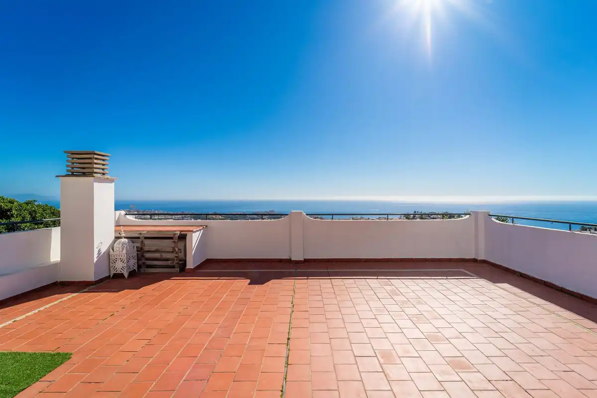 Terraza de Apartamento en venta en Benalmádena con Aire acondicionado, Jardín privado y Terraza